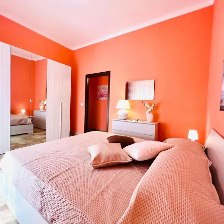 Apartment Domus Aurea *